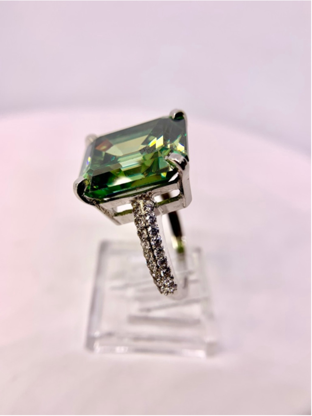 Emerald Cut Moissanite Ring Vivid Blue Green 925 10 Ct - Picture 5 of 10